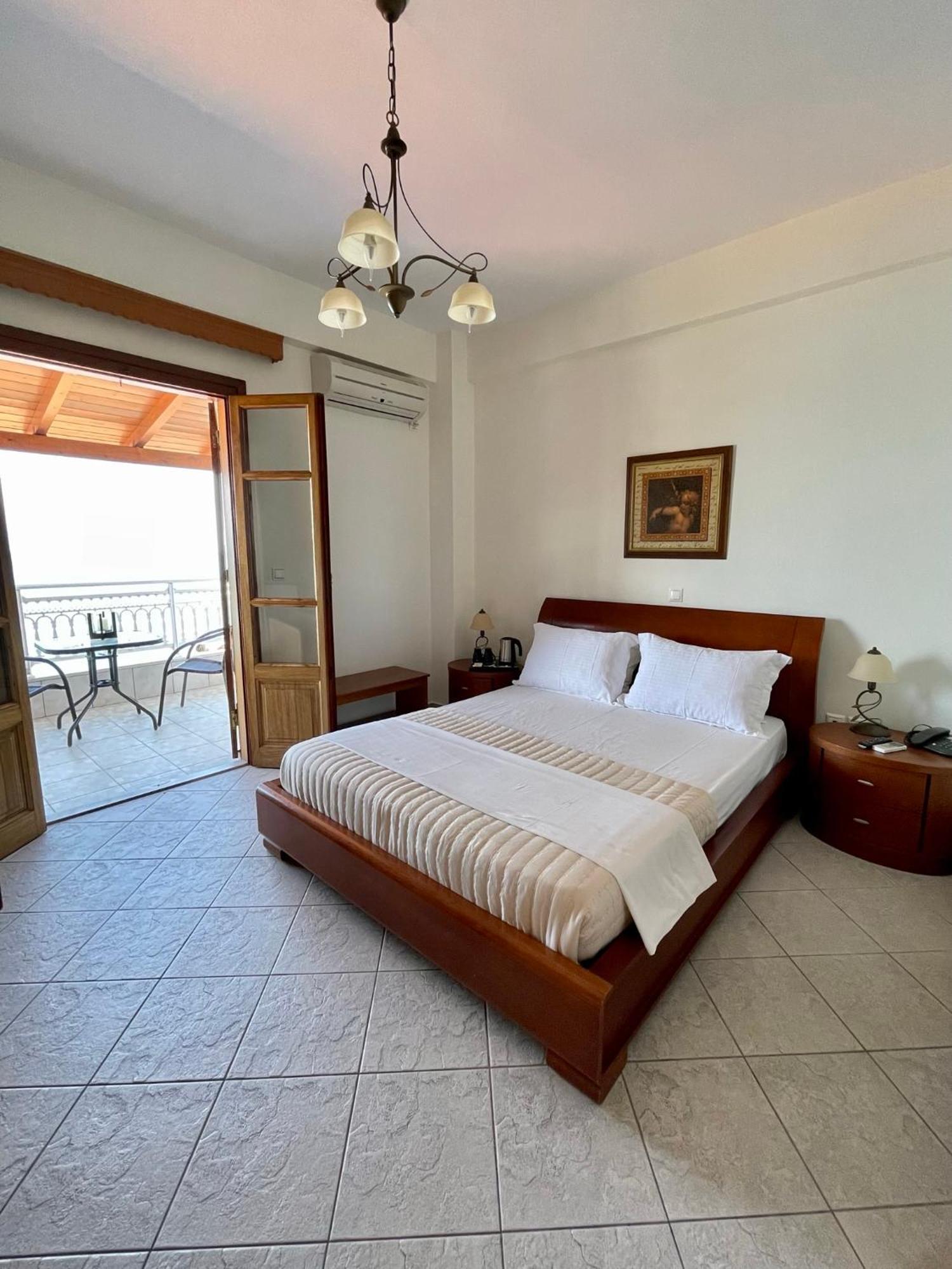 Koróni Sofotel מראה חיצוני תמונה